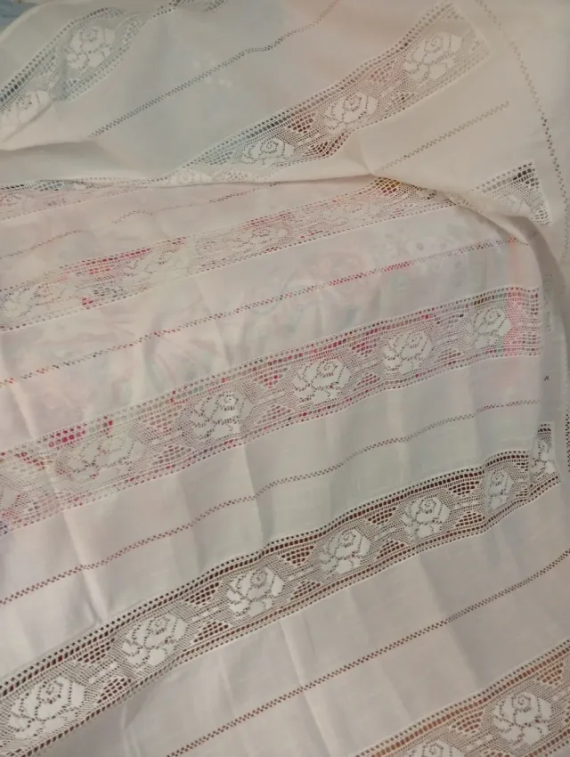 Cortina moderna com fio e entredoses