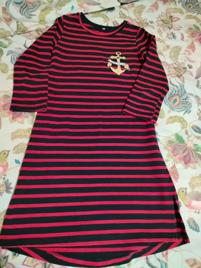 Vestido rayas rojas y negras con ancla