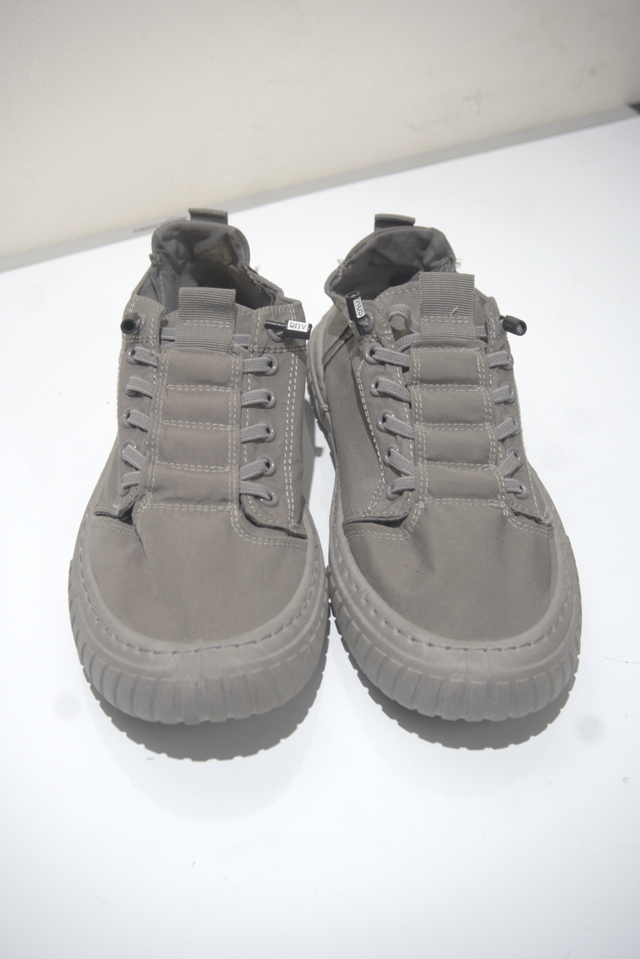 Zapatillas casuales grises talla 42