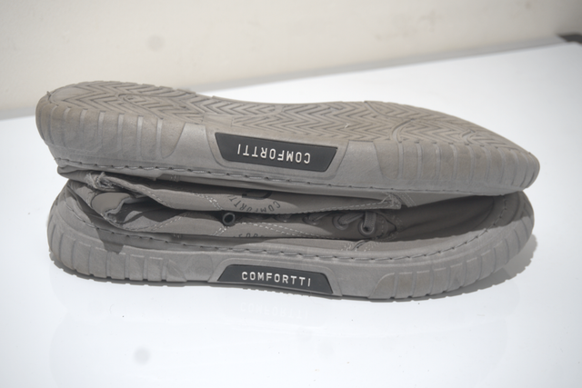 Zapatillas casuales grises talla 42