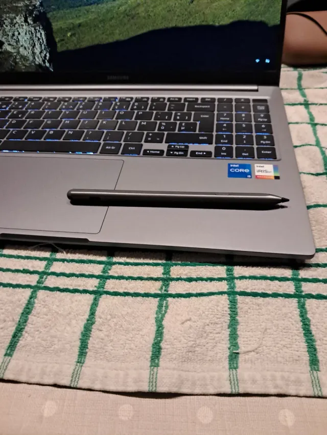 Lápiz Óptico honor