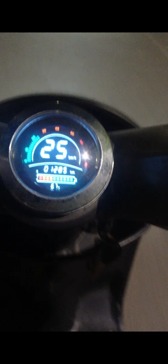 Scooter eléctrico 3 ruedas