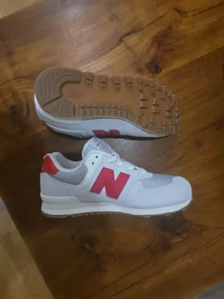 Zapatillas New Balance 574 Gris/Rojo