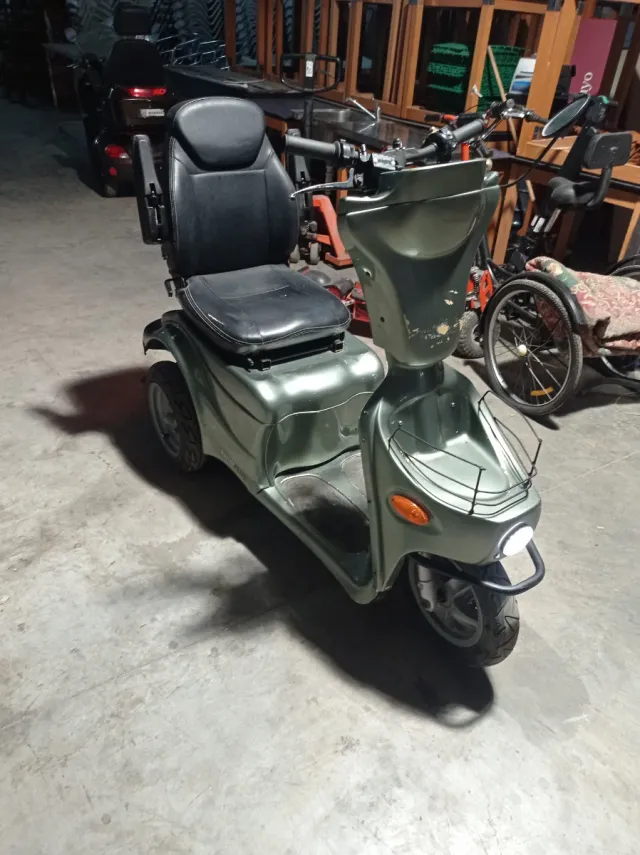 Scooter eléctrico 3 ruedas