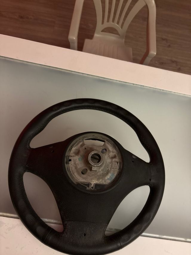 Volante BMW X3 E83 LCI in pelle nera