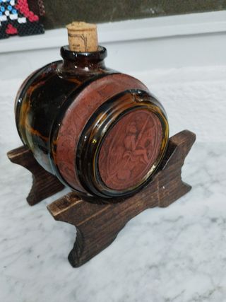 Barrel di vetro decorativo antico