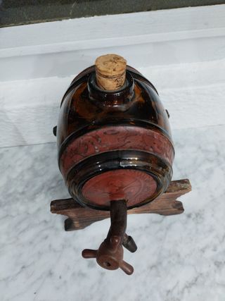 Barrel di vetro decorativo antico