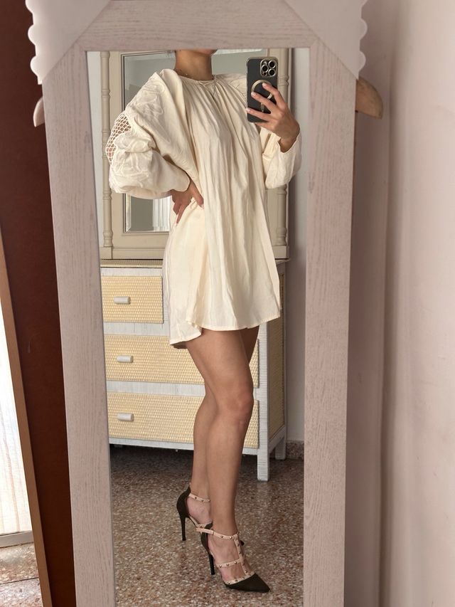 Vestido beige manga larga