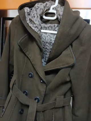 Chaquetón mujer marrón con forro estampado