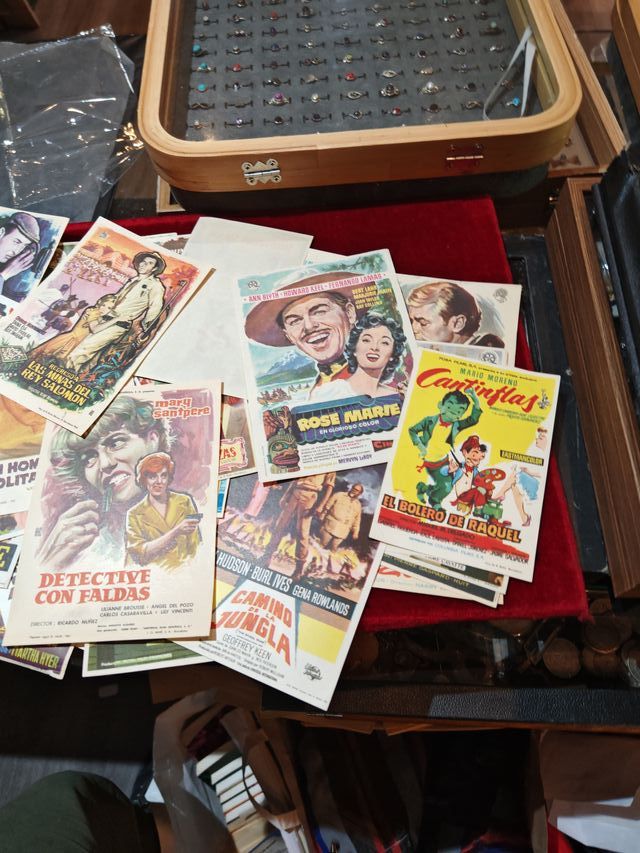 Lote com 50 programas de cinema antigos