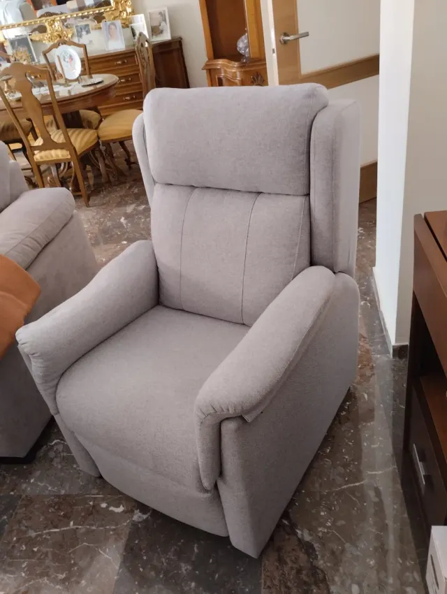 Sillón relax gris tela