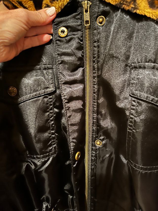 Chamarra Bomber TRAPALUC Animal Print Negra M