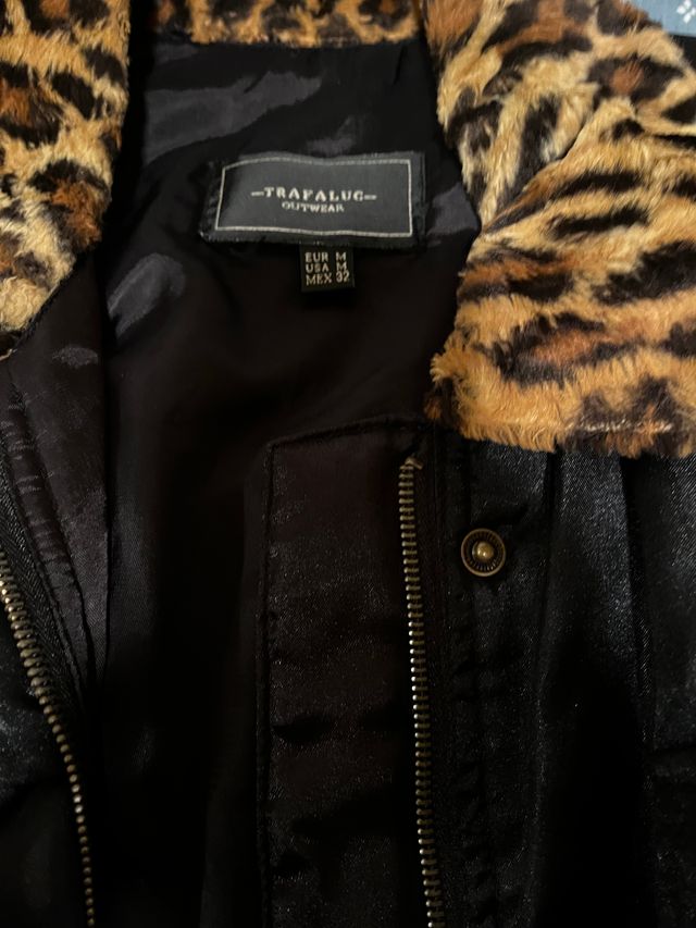 Chamarra Bomber TRAPALUC Animal Print Negra M