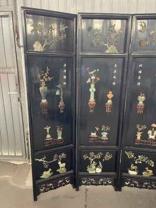 Biombo antiguo con incruistacion de jade