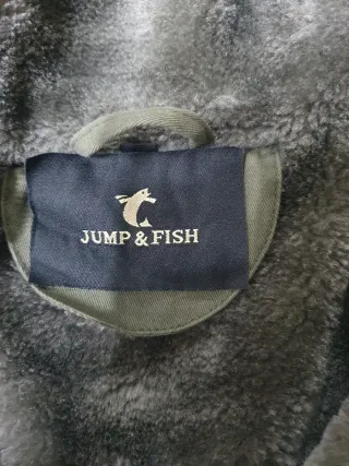 Parka verde con pelo