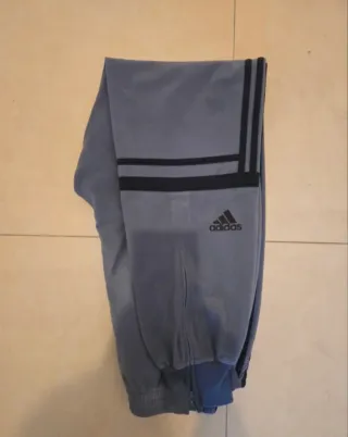 Pantalón Chándal Adidas Challenger Gris