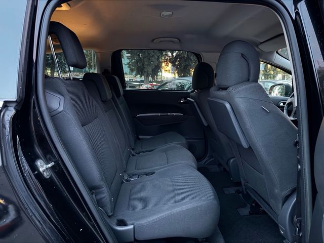 PEUGEOT 5008 1.6i 120CV 7 PLAZAS !! 130.000 KMS !!