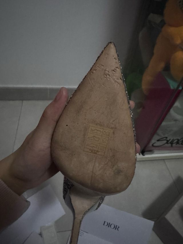 Jimmy Choo Zapatos de Salón Plateados Brillantes
