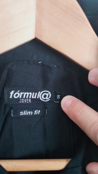 Camisa Negra Fórmula Joven Talla M