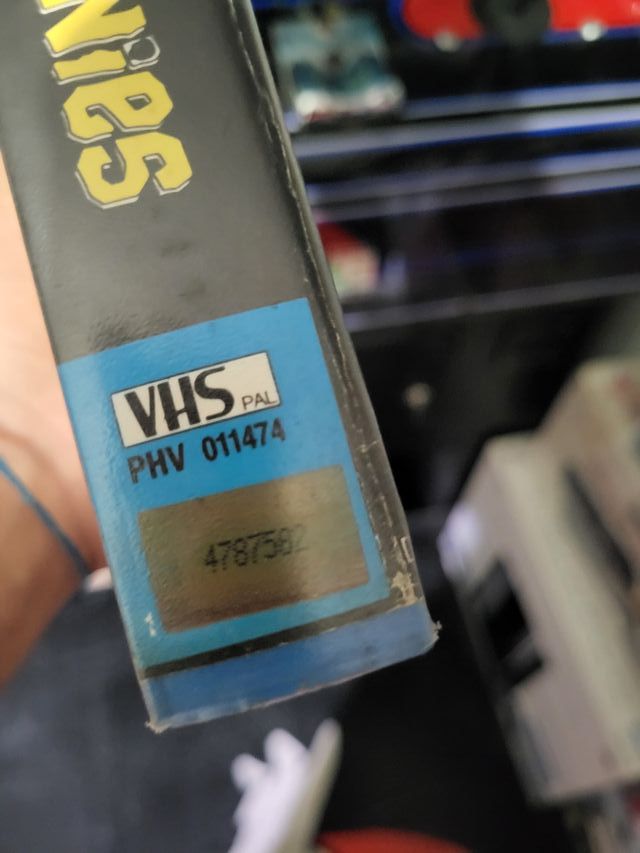 VHS Los Goonies 1ª Edición Videoclub