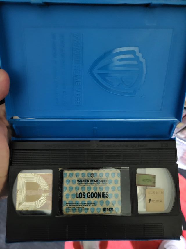 VHS Los Goonies 1ª Edición Videoclub