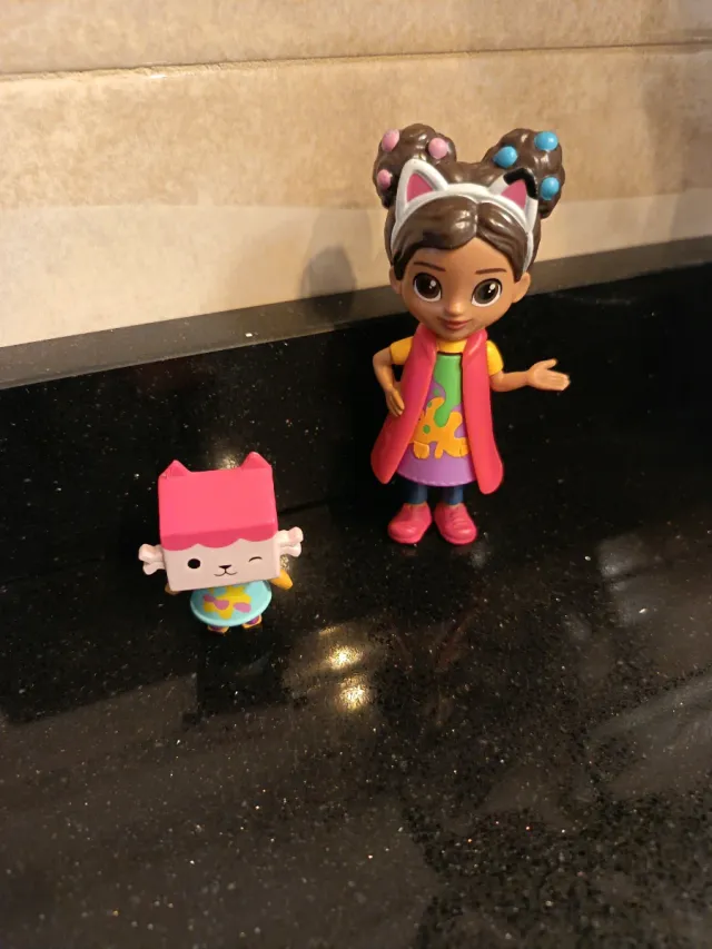 Set 2 Figure Bambina Gioco Gabby