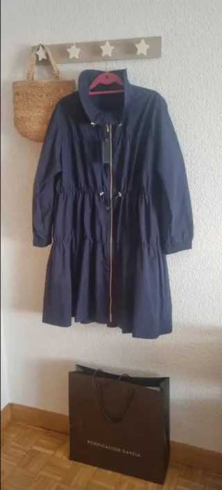 Gabardina Purificación García azul