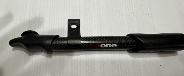 Bomba de aire carbono