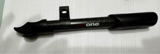 Bomba de aire carbono