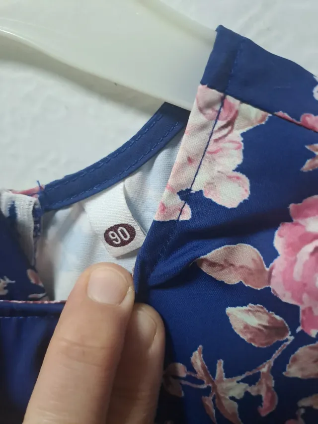 Vestido niña floral azul y camisa rosa