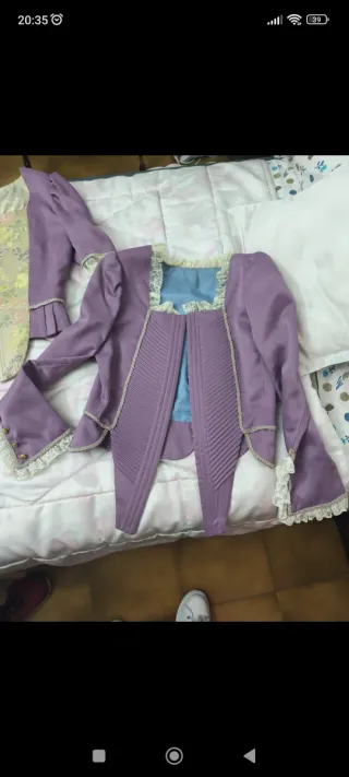 Traje Fallera T40/42 con 2 corpiños y zapatos