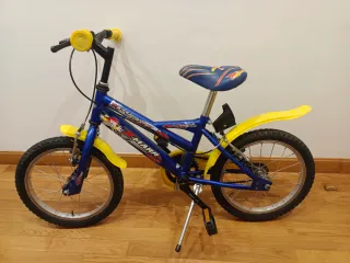 Bicicleta infantil 16 pulgadas azul y amarilla
