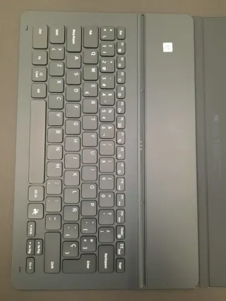 Funda Samsung Tab S10 FE+ con Teclado