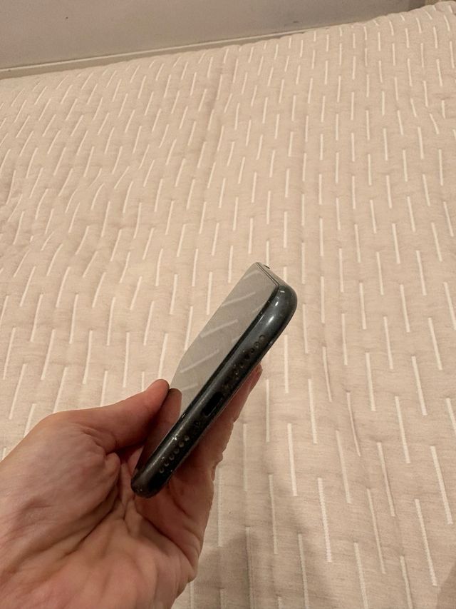 iPhone 11 64GB Negro