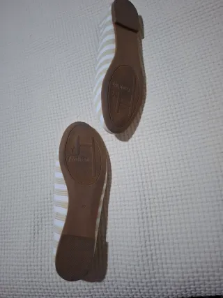 Manoletinas Beige y Blancas