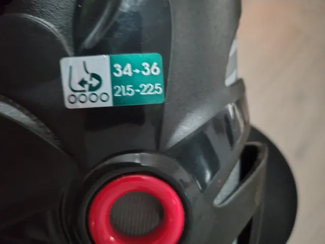 Patines infantiles talla 34-36