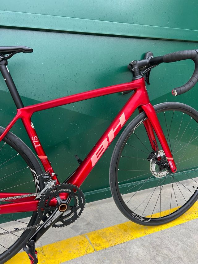 Bicicleta de Carretera BH CARBONO - como Nueva