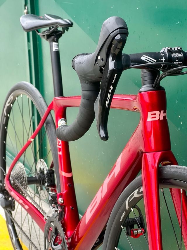 Bicicleta de Carretera BH CARBONO - como Nueva