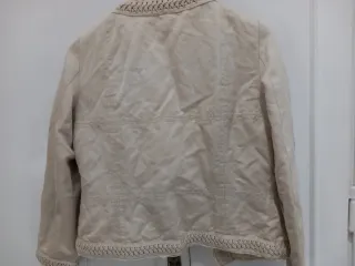 Giubbotto beige con dettagli