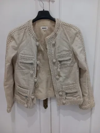 Giubbotto beige con dettagli