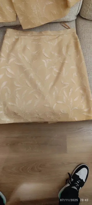 Traje chaqueta y falda Pilar Rueda