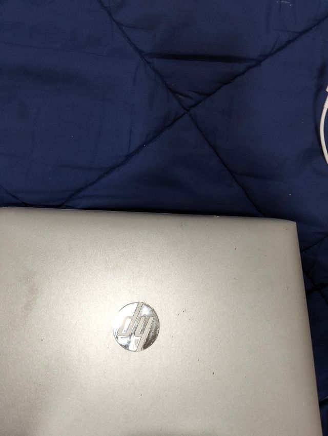 PortátilHP Plata y Negro (solo Jaén no hago envios