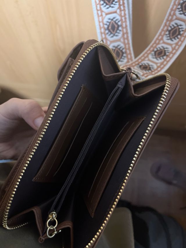 Bolso monedero bandolera