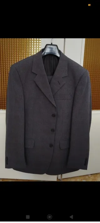 Traje de chaqueta gris hombre