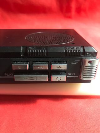 Grabadora Sanyo Voice Activated System