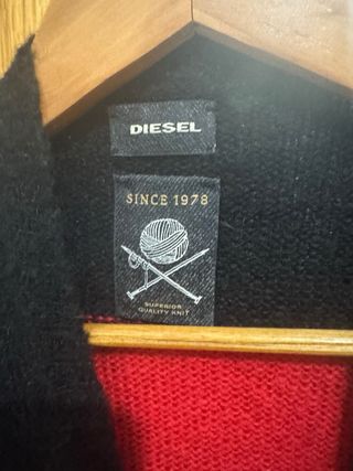 Jersey Diesel Rayas Rojo Negro Blanco