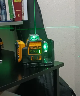 Nivel Láser Autonivelante Alta Precisión