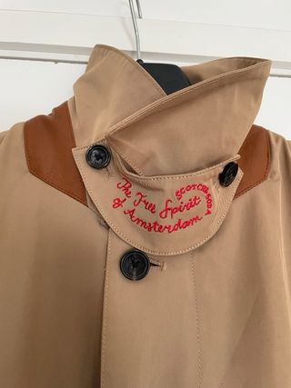 Gabardina Scotch & Soda con detalles cuero pvp 230