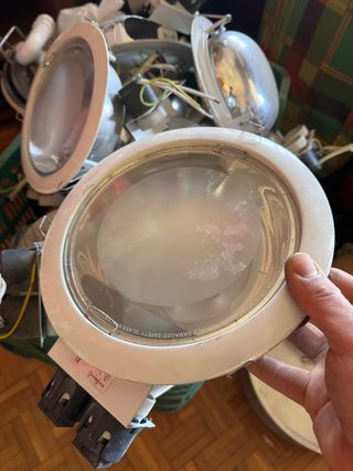 15 Focos empotrables para techo