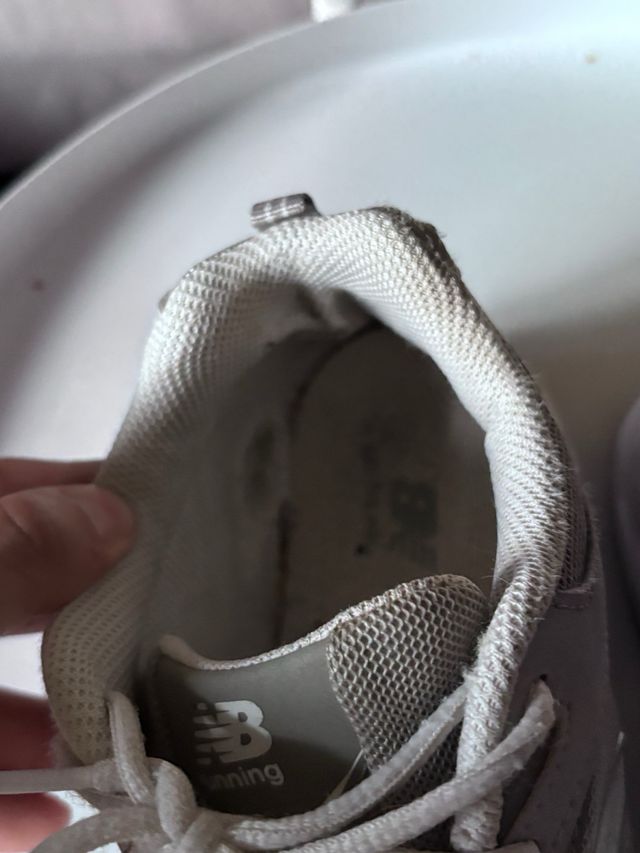 New Balance 530 Gris y Blanco